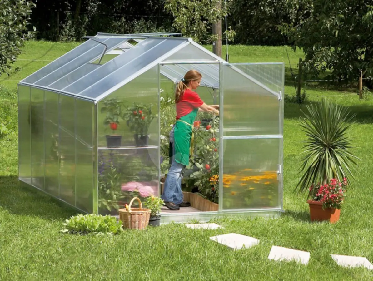 Polykarbonátový skleník Gardentec F