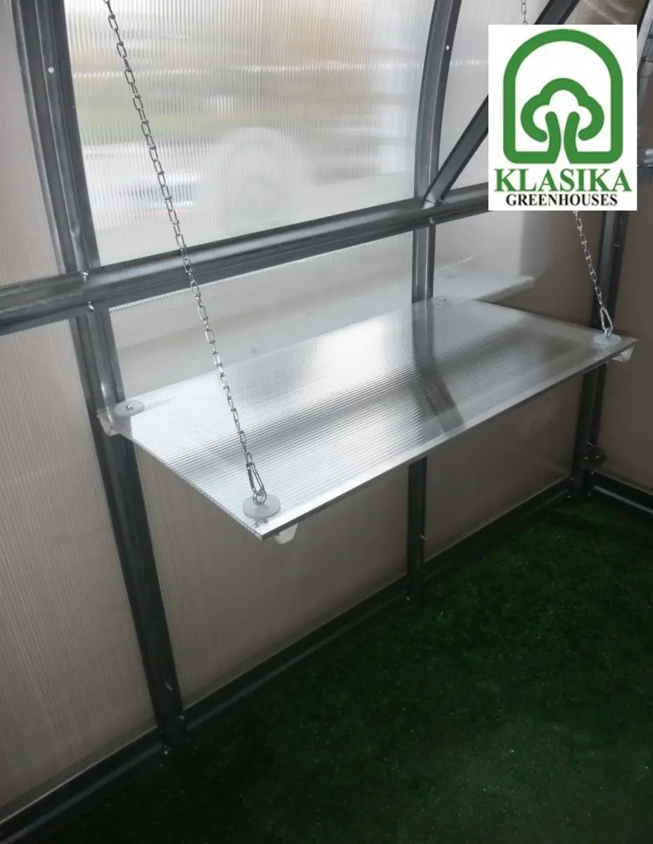 Závesná polička pre záhradný skleník