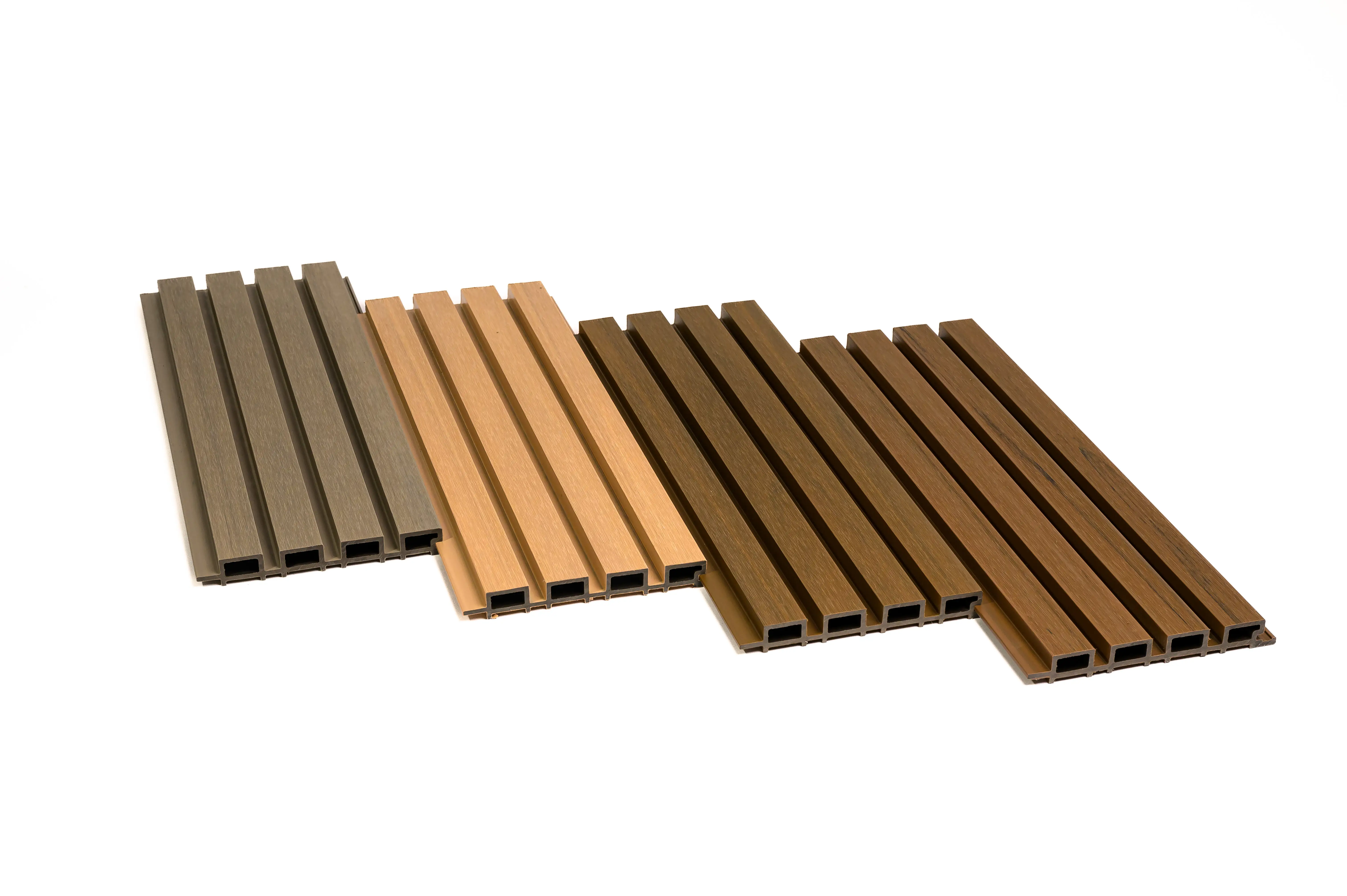 Lamelová fasádna doska WPC WoodPlast