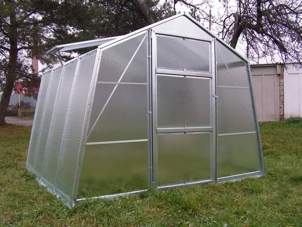 Montáž skleníka NORDPOLEN NORDPOLEN HOBBY 2.14 x 2.33 m