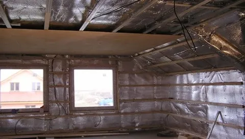 Parotesná fólia Guttafol ALU Therm Plus (reflexná)