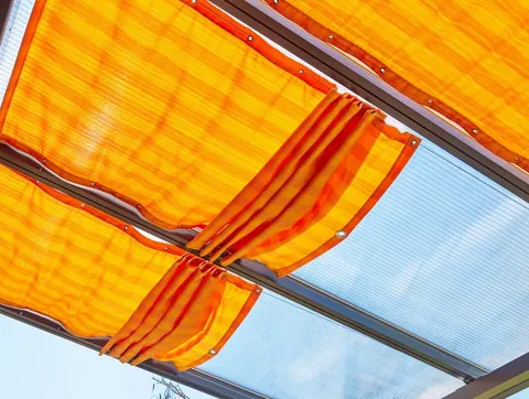 Tienenie pre pergoly Terrassendach Premium