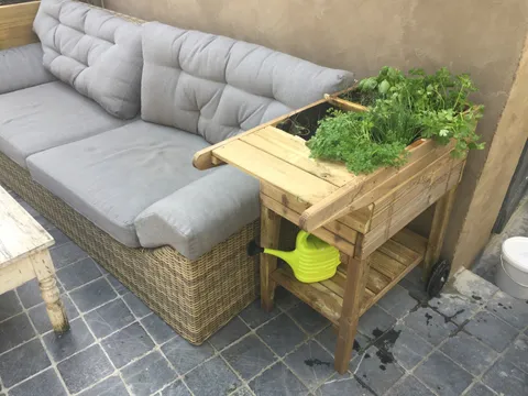 Vyvýšený záhon LANITPLAST Stilt